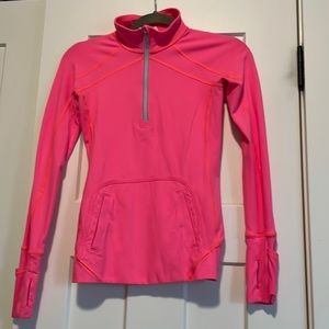 Girls fitted pullover from Ivivva by Lululemon. Size 12, only worn a few times!